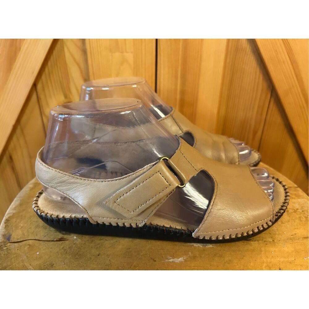NATURALIZER Women Size 6M Tan Leather Sling Back Open Toe Sandals